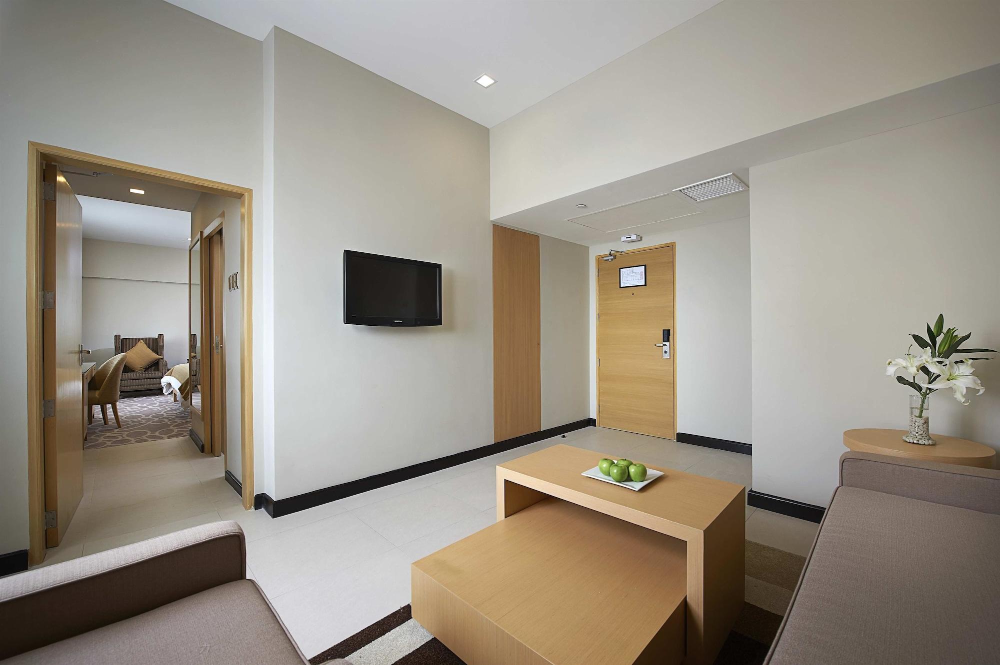Berjaya Makati Hotel Makati City Esterno foto