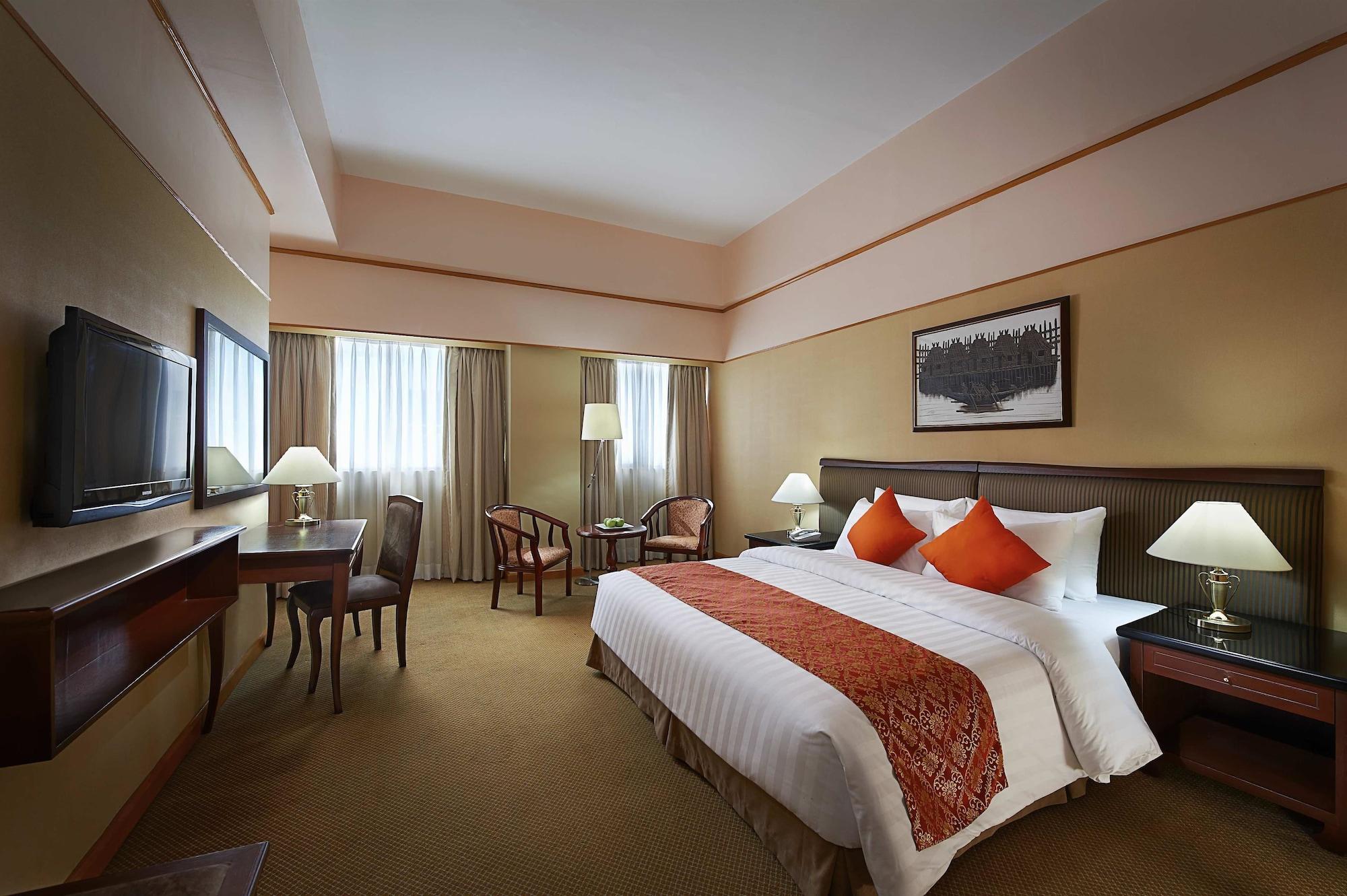 Berjaya Makati Hotel Makati City Esterno foto
