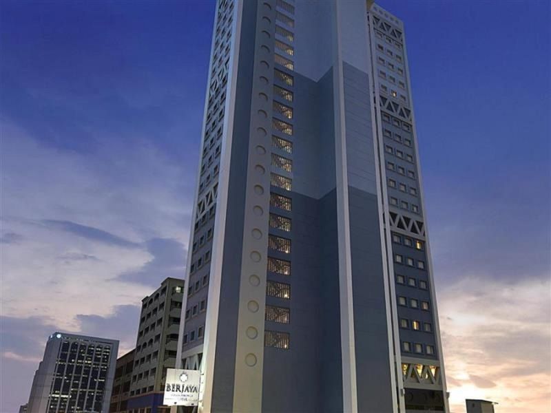 Berjaya Makati Hotel Makati City Esterno foto