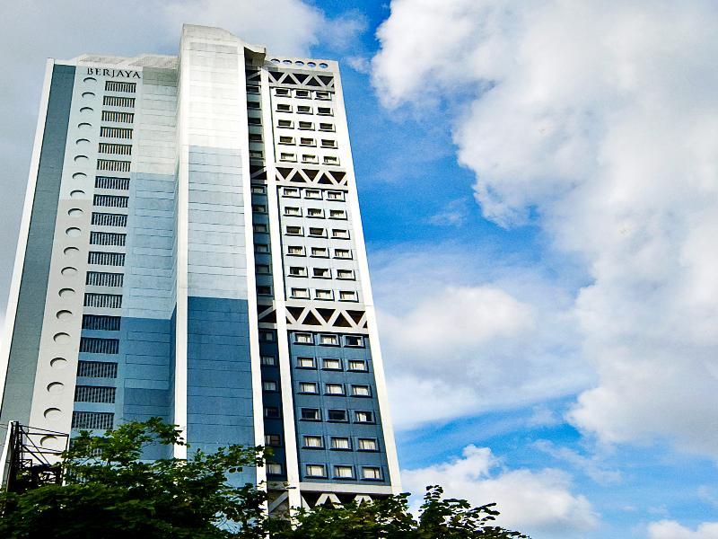 Berjaya Makati Hotel Makati City Esterno foto