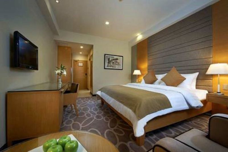 Berjaya Makati Hotel Makati City Esterno foto